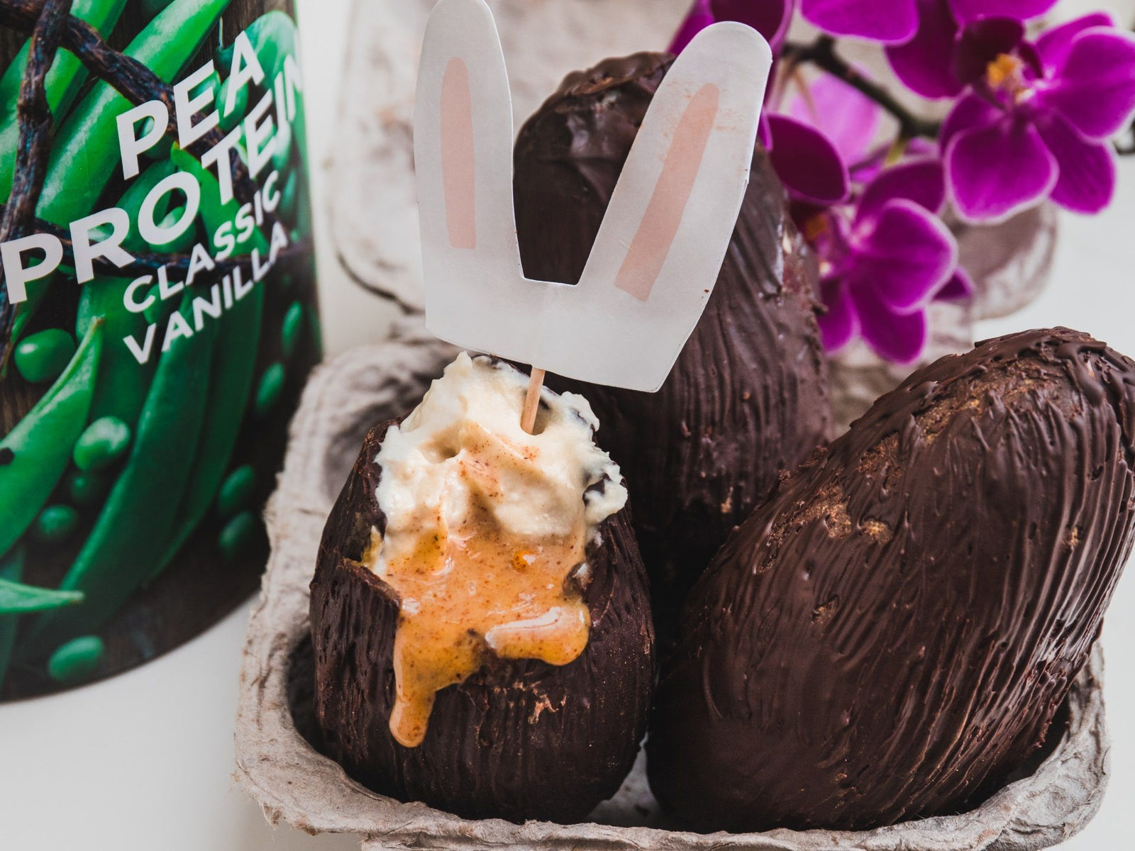 Vegan Easter Egg with pea protein