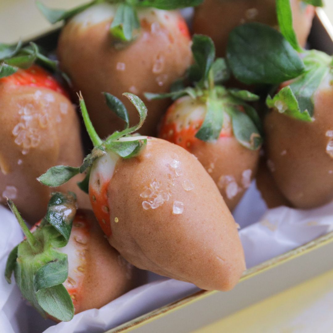 chocolate covered strawberries with protein powder